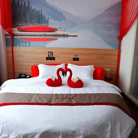 Thank Inn Chain Hotel Jiangsu Nantong Tongzhou District Xianfeng Town Kaihao Square المظهر الخارجي الصورة