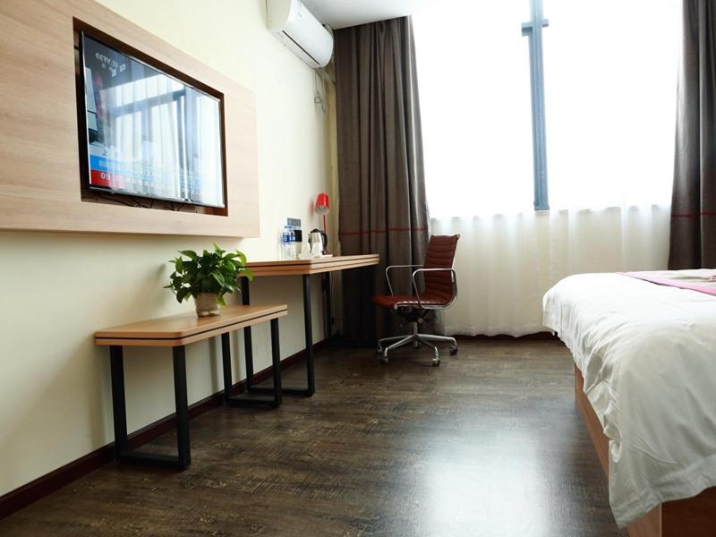 Thank Inn Chain Hotel Jiangsu Nantong Tongzhou District Xianfeng Town Kaihao Square المظهر الخارجي الصورة
